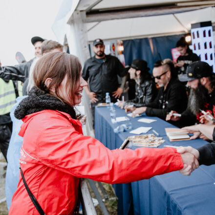 Nova Rock Festival 2018 - Day 1 - Autogrammzelt @ Pannonia Fields