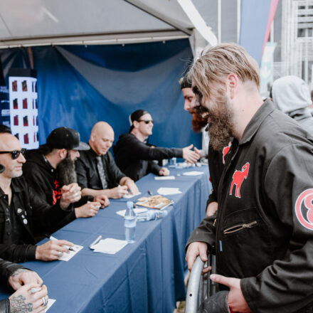 Nova Rock Festival 2018 - Day 1 - Autogrammzelt @ Pannonia Fields