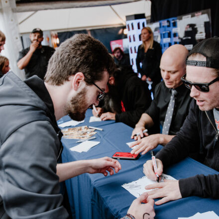 Nova Rock Festival 2018 - Day 1 - Autogrammzelt @ Pannonia Fields