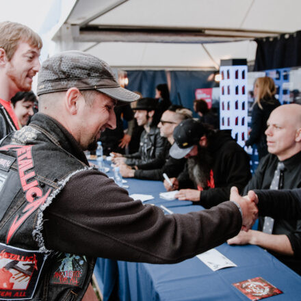 Nova Rock Festival 2018 - Day 1 - Autogrammzelt @ Pannonia Fields