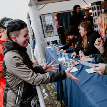 Nova Rock Festival 2018 - Day 1 - Autogrammzelt @ Pannonia Fields