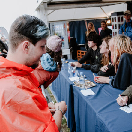 Nova Rock Festival 2018 - Day 1 - Autogrammzelt @ Pannonia Fields