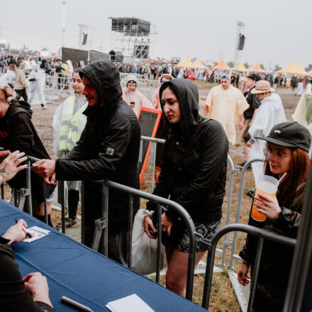 Nova Rock Festival 2018 - Day 1 - Autogrammzelt @ Pannonia Fields