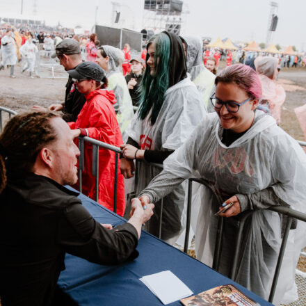 Nova Rock Festival 2018 - Day 1 - Autogrammzelt @ Pannonia Fields