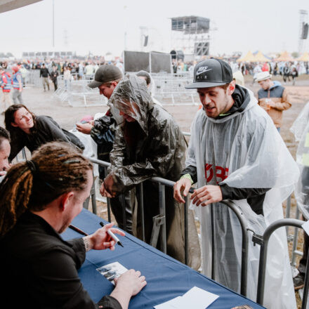 Nova Rock Festival 2018 - Day 1 - Autogrammzelt @ Pannonia Fields