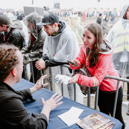 Nova Rock Festival 2018 - Day 1 - Autogrammzelt @ Pannonia Fields