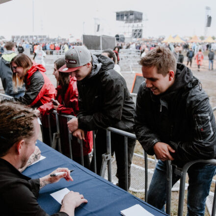 Nova Rock Festival 2018 - Day 1 - Autogrammzelt @ Pannonia Fields