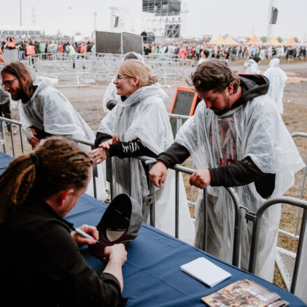 Nova Rock Festival 2018 - Day 1 - Autogrammzelt @ Pannonia Fields