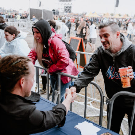 Nova Rock Festival 2018 - Day 1 - Autogrammzelt @ Pannonia Fields