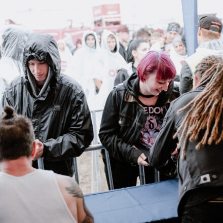 Nova Rock Festival 2018 - Day 1 - Autogrammzelt @ Pannonia Fields