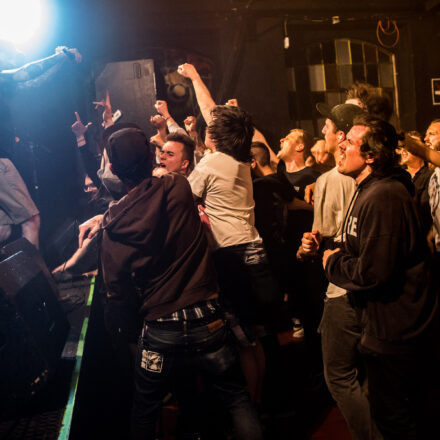 Defeater - Swans + Swain @ Arena Wien