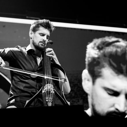 2Cellos World Tour 2022