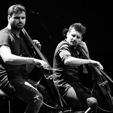 2Cellos World Tour 2022