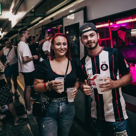 WL X Stations-Rave