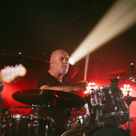 Marco Mendoza