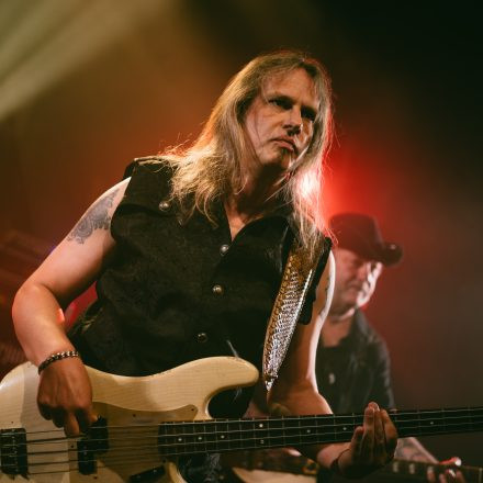 Marco Mendoza