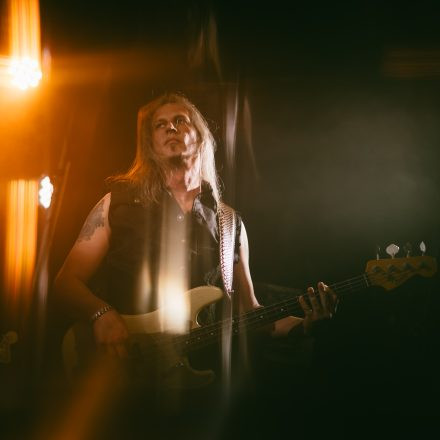 Marco Mendoza