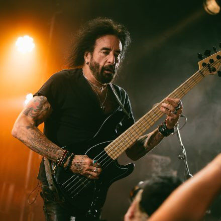 Marco Mendoza