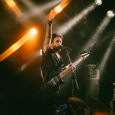 Marco Mendoza