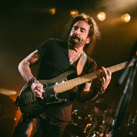 Marco Mendoza