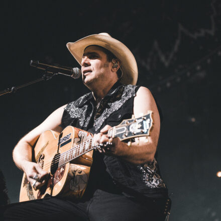 The BossHoss: Black Is Beautiful Tour