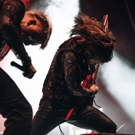Lionheart, Suicide Silence