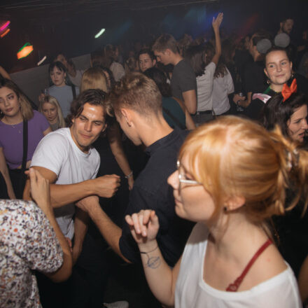 90ies Club Ice Ice, Baby! @ The Loft