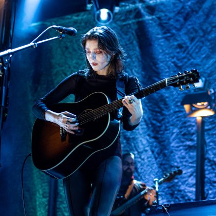 Birdy @ Gasometer