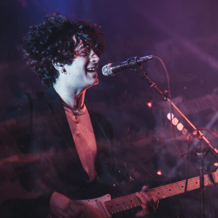 The 1975 @ METAstadt