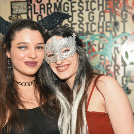 VOLUME Korruptions Halloween Party