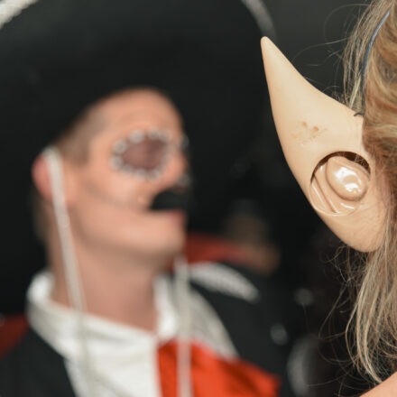 VOLUME Korruptions Halloween Party