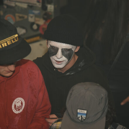 VOLUME Korruptions Halloween Party