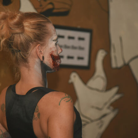 VOLUME Korruptions Halloween Party