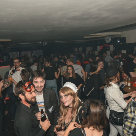 VOLUME Korruptions Halloween Party