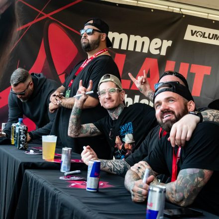 Best Of Volume Autogrammzelt @ Nova Rock Festival 2023 (supp. by Daniel Lauder)