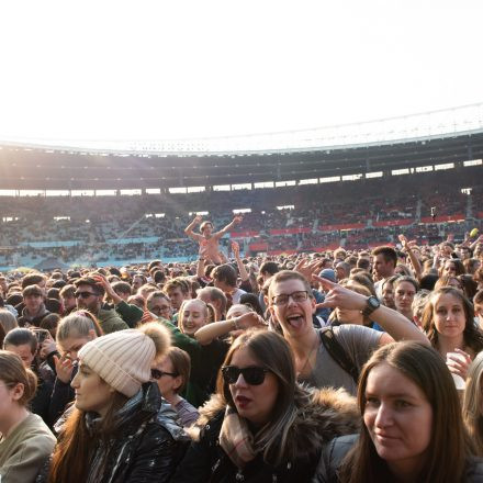 We Stand With Ukraine - Benefizkonzert @ Ernst-Happel-Stadion