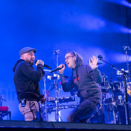 We Stand With Ukraine - Benefizkonzert @ Ernst-Happel-Stadion