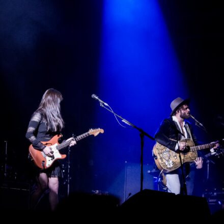 Angus and Julia Stone @ Arena Open Air