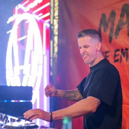 DUTCH MADHOUSE 2025