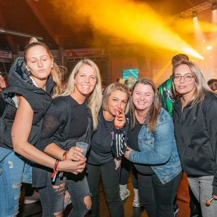 DUTCH MADHOUSE 2025
