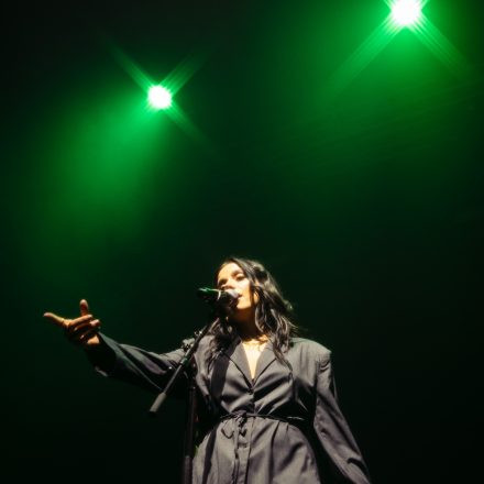 Dean Lewis