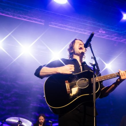 Dean Lewis