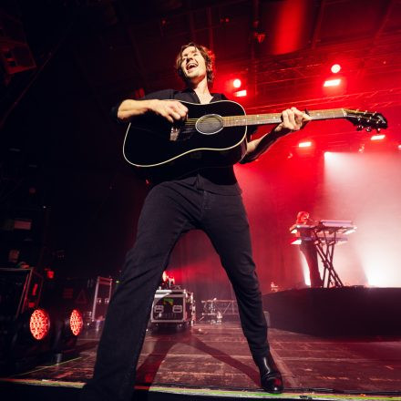 Dean Lewis