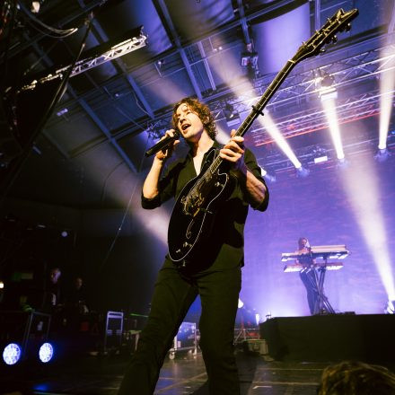 Dean Lewis
