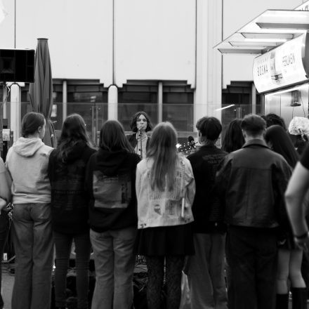 Female Würstelstand Pop-up Konzert