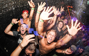 Wicked / Bassstart pres. Pitch Madattak @ Flex