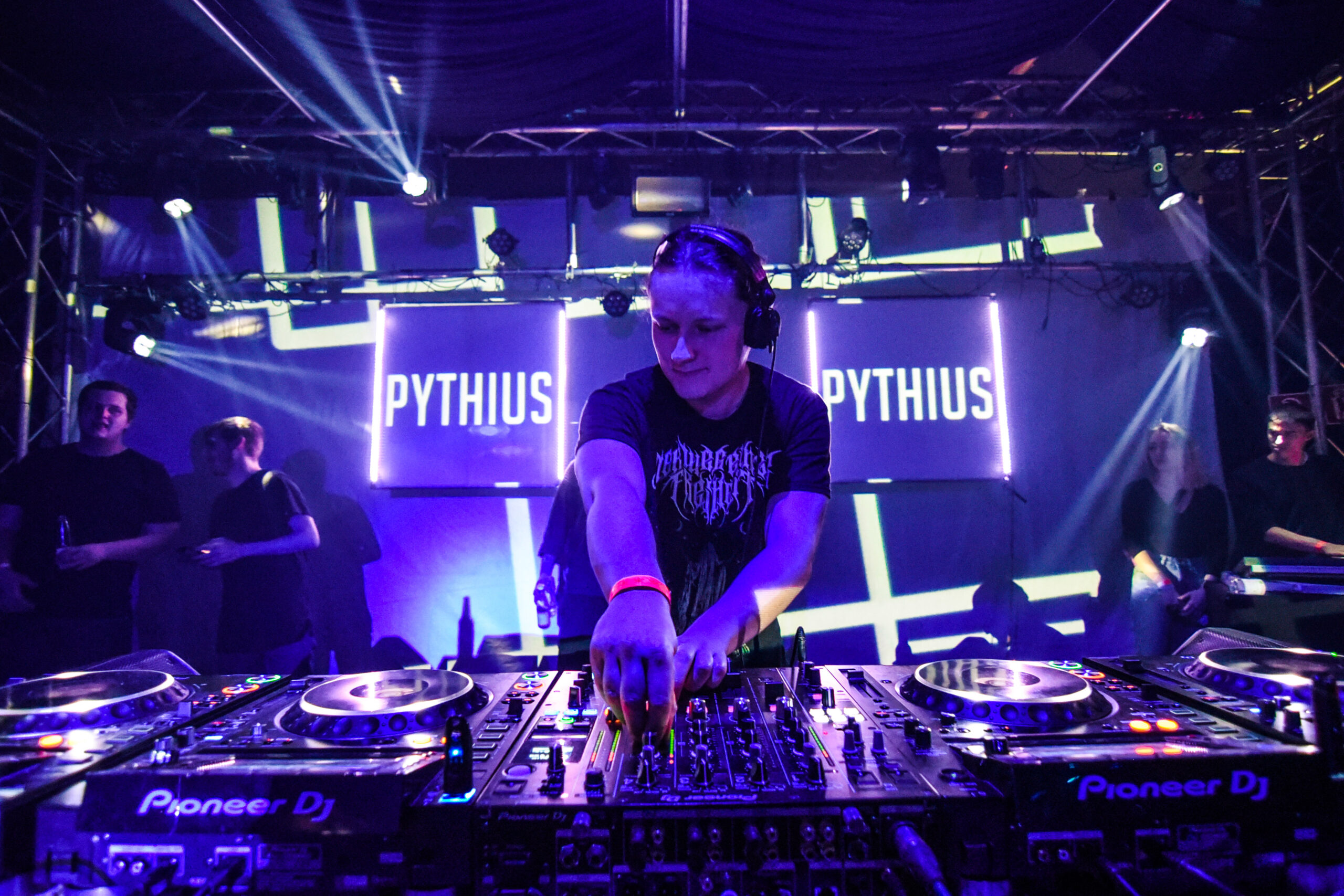 Fasten Your Seatbelts w/ Pythius @ Warehouse