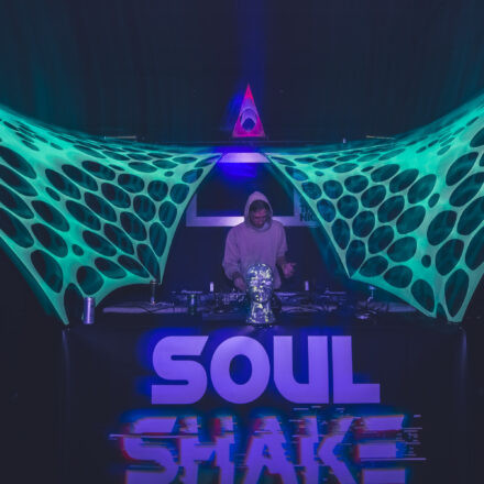 Soulshake w/ Pandora & Freigeister @ Warehouse