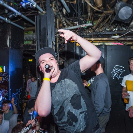 The Hive pres. AMC & Raiser @ Flex Vienna