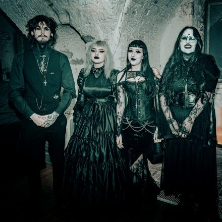 Schwarzer Reigen - Götterdämmerung
